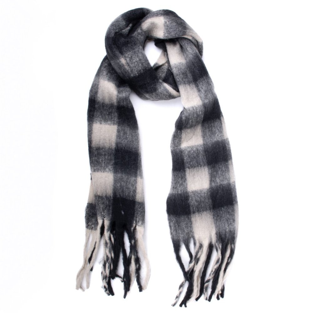 Cashmere Feel Plaid Tassel Scarf